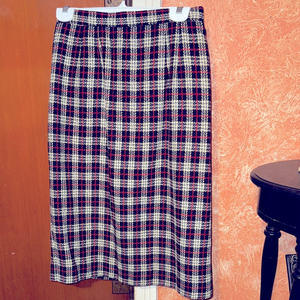 Worthington Plaid Pencil Skirt in Red and Black